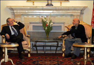 لقاء الرئيس الافغاني برمسفلد