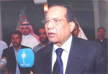 دولة رئيس الوزراء يقدم تغازية للشعب الكويتي