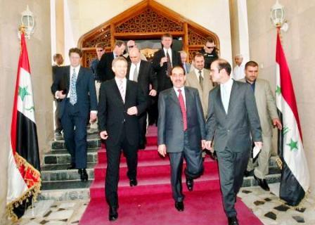 رئيس الوزراء البريطاني لدى زيارته العراق