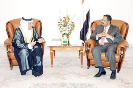 د. مجور يلتقي القائم بأعمال السفارة السعودية