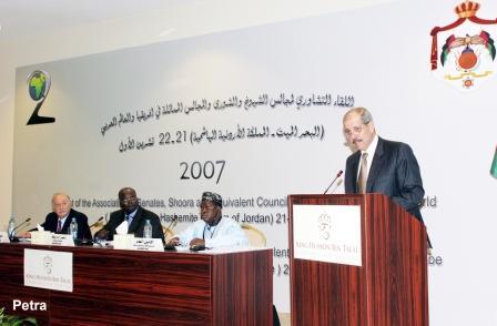 من جلسات اختتام اللقاء التشاوري للرابطة