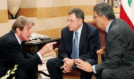 عمرو موسى وكوشنر والسنيورة ومباحثات اللحظة الأخيرة