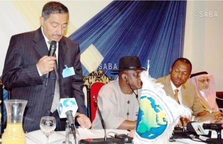 عبدالعزيز عبدالغني في افتتاح الاجتماع بابوجا أول أمس