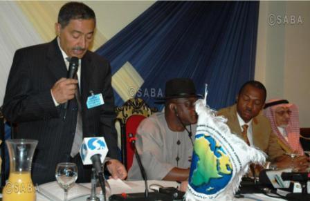 عبدالعزيز عبدالغني يفتتح اجتماع لجنة السلام في نيجيريا