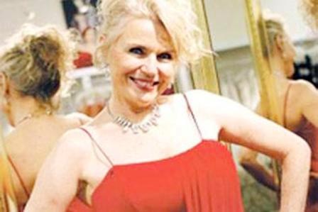 الراقصة الامريكية كارول