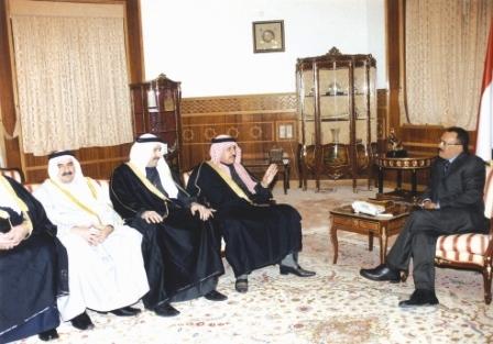 لدى استقبال وفد الشيوخ