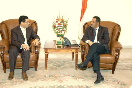 د. مجور لدى استقباله زياد حمزة