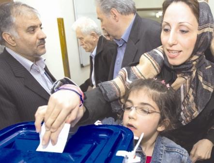 المرآة الإيرانية تنتخب