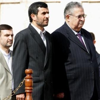 الرئيس الايراني لدى وصوله بغداد أمس