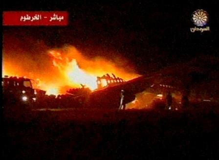 حادث احتراق الطائرة الايرباص في مطار الخرطوم أمس