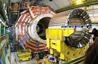 التجربة أنجزت الاشياء التقنية والانفجار خلال أسابيع