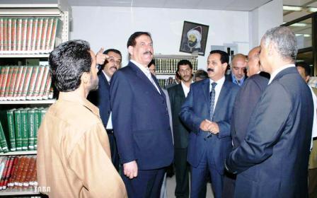 زيارة وزيرالتعليم العالي العراقي لجامعة صنعاء أمس