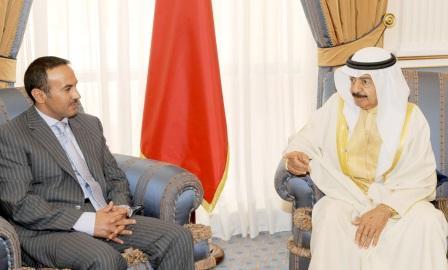 خليفة بن سلمان يلتقي العميد الركن أحمد علي عبدالله صالح