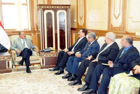 رئيس الجمهورية يستقبل الدكتور/ عبد ذباب العجيلي وزير التعليم العالي والبحث العلمي في العراق أمس