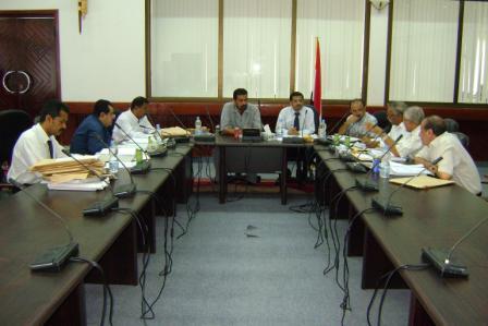 اجتماع صندوق النظافة وتحسين المدينة بعدن برئاسة د. الجفري