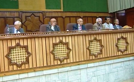 أمناء عموم الأحزاب والتنظيمات السياسية في لقاء تشاوري بصنعاء أمس