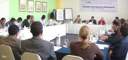 من ورشة حول الادارة المتكاملة أمس