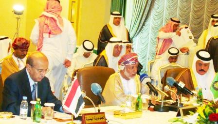 القربي اثناء مشاركته في الاجتماع الرابع المشترك لوزراء خارجية دول مجلس التعاون الخليجي أمس