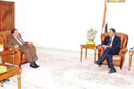 مجور يلتقي السفير الهندي بصنعاء  أمس