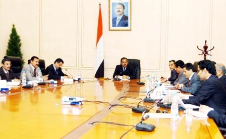 اجتماع اللجنة العليا لتسويق النفط برئاسة رئيس الوزراء أمس