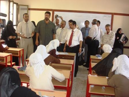 د .الجفري يدشن الإمتحانات في العاصمة الاقتصادية والتجارية عدن