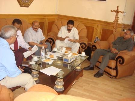 الجفري لدى ترؤسه الاجتماع أمس