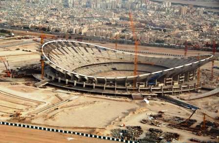 من ملاعب جنوب أفريقيا قيد الإنشاء