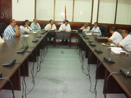 اللجنة الأمنية في أجتماعها أمس برئاسة عبدالكريم شائف