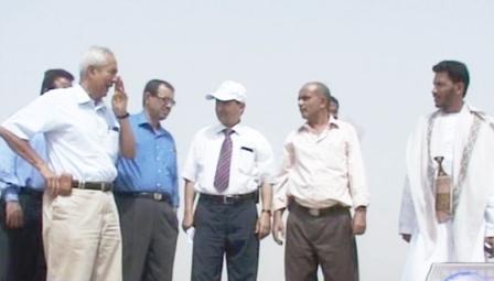 أبوراس يتفقد مشروع السكن المنتج الذي يتم إنشاؤه في مزرعة الجرابح بمديرية الضحي