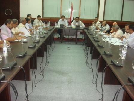 اجتماع المجلس المحلي برئاسة محافظ عدن