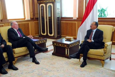 رئيس الجمهورية يستقبل مبعوث أوباما