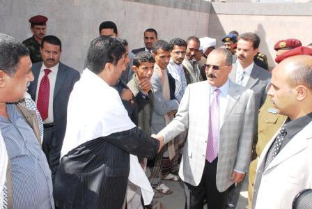 الرئيس يقدم العزاء لأهل وذوي الشهيد البطل العميد ركن عمر علي العيسي قائد اللواء 103 مشاة