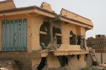 ممتلكات خاصة بالمواطنين تعرضت للنهب والتدمير من قبل المتمردين