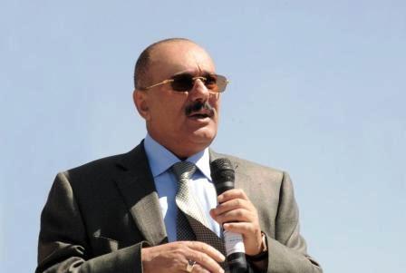 رئيس الجمهورية يلقي كلمة خلال زيارته عددا من معسكرات التدريب للقوات المسلحة