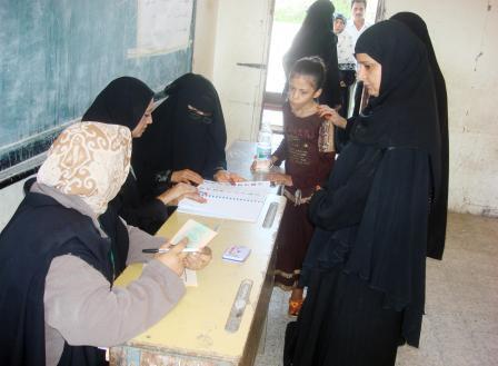 احدى الدوائر الانتخابية يوم الخميس الماضي