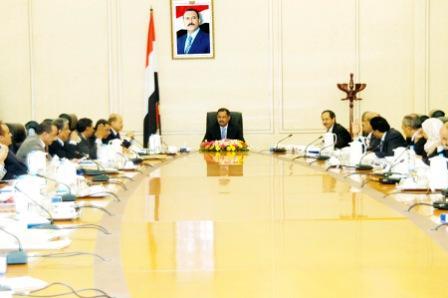 مجلس الوزراء في اجتماعه أمس