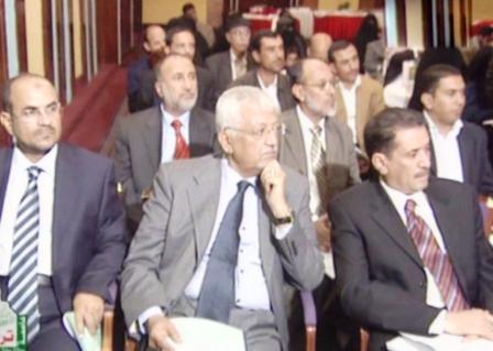 من فعاليات اختتام المؤتمر  العلمي حول العلاقات اليمنية الخليجية بصنعاء