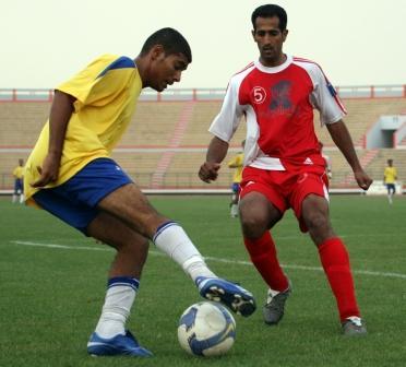 لقطة من مباراة الشعلة وأهلي صنعاء