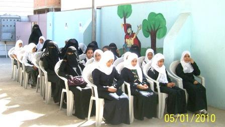 الطالبات الناخبات