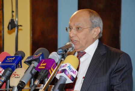 الإرياني يلقي كلمة في الندوة أمس