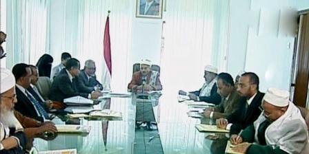 وزير الاوقاف يتراس اجتماعاً لمجلس الاوقاف والإرشاد الأعلى