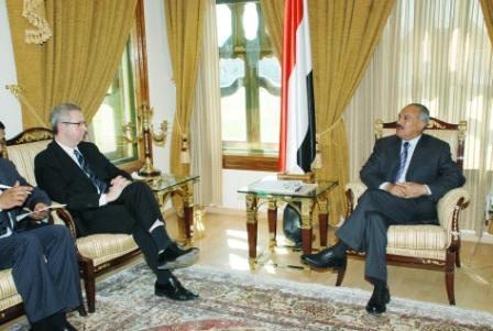 رئيس الجمهورية يستقبل وزير الدولة للشؤون الخارجية البريطاني