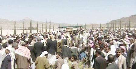 جانب من مشيعي الفقيد الشيخ يحيى الأحمر