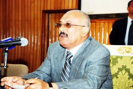 رئيس الجمهورية خلال المحاضرة أمام منتسبي كلية الشرطة