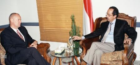 الأرحبي لدى لقائه السفير الألماني أمس