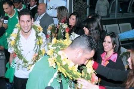 منتخب الجزائر حظي باستقبال حافل في القاهرة