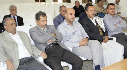 جانب من المشاركين في اجتماع نقابة الصيادلة