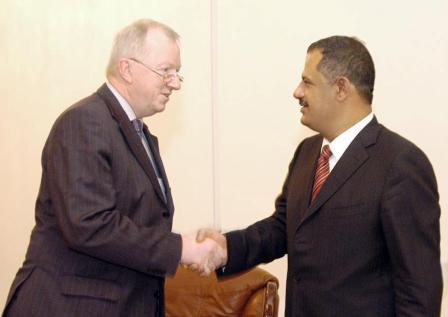 رئيس الوزراء لدى استقباله هارموت روبن أمس