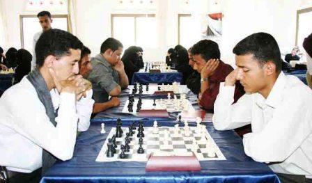 من بطولة الشطرنج في جامعة الحديدة