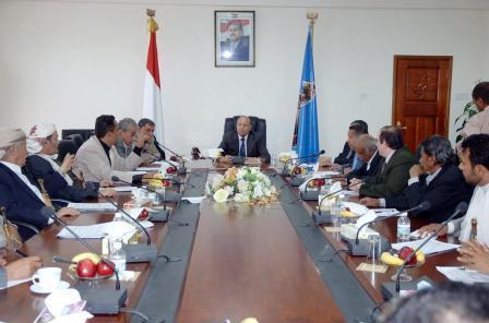 نائب الرئيس لدى ترؤسه اجتماع أحزاب التحالف الوطني الديمقراطي أمس